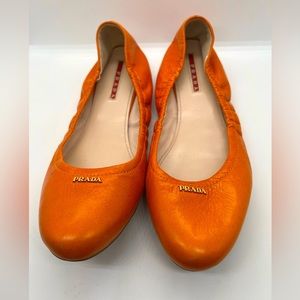 Authentic Prada Orange Leather Ballet Flats 8.5 (39.5)
